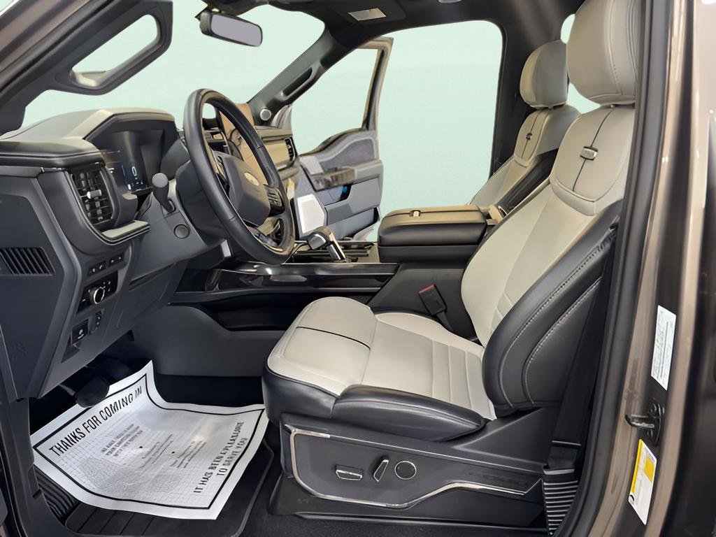 Used 2023 Ford F150 Lightning Platinum image 1