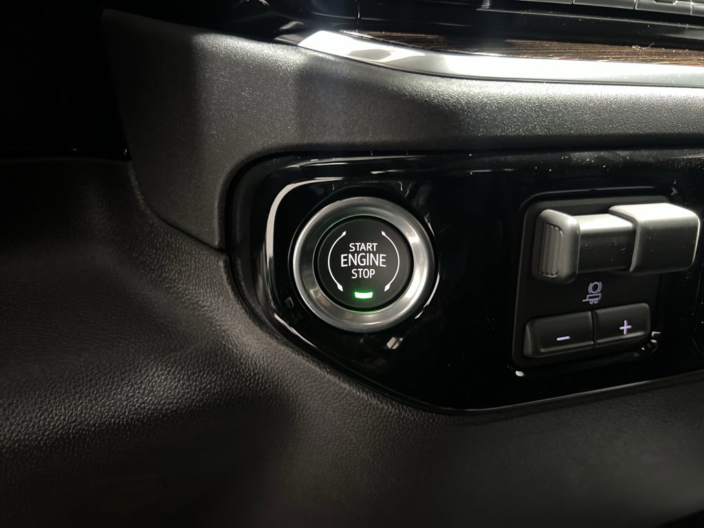 New 2026 GMC Sierra 1500 SLE image 15