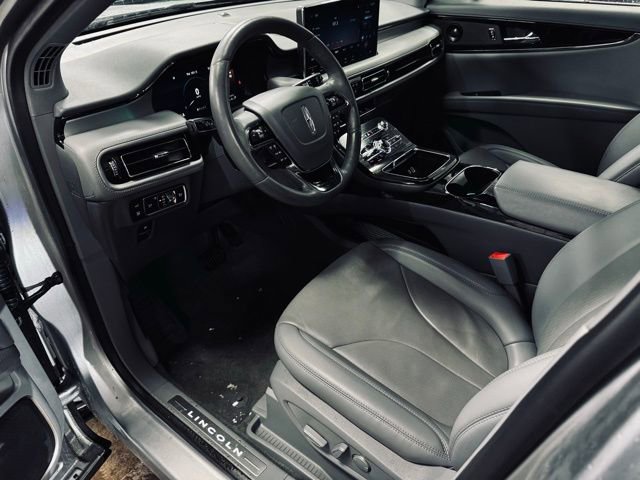 Used 2023 Lincoln Nautilus Reserve w/ Luxury Package image 21