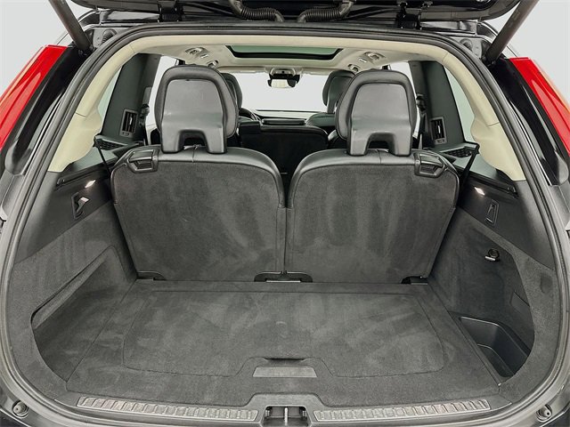 Used 2018 Volvo XC90 T6 Momentum w/ Convenience Package image 25