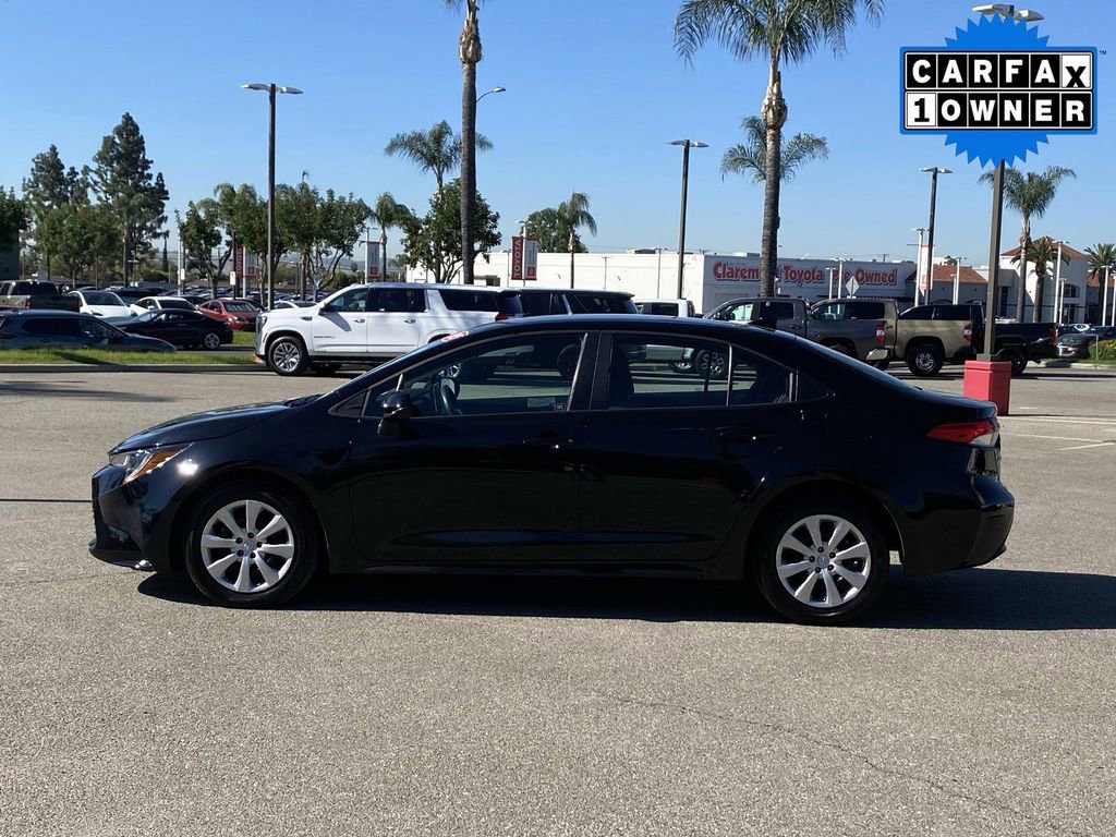 Certified 2025 Toyota Corolla LE image 40