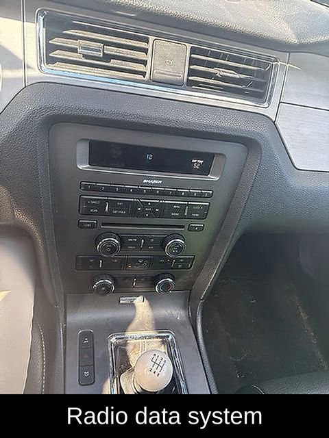 Used 2012 Ford Mustang Premium image 11