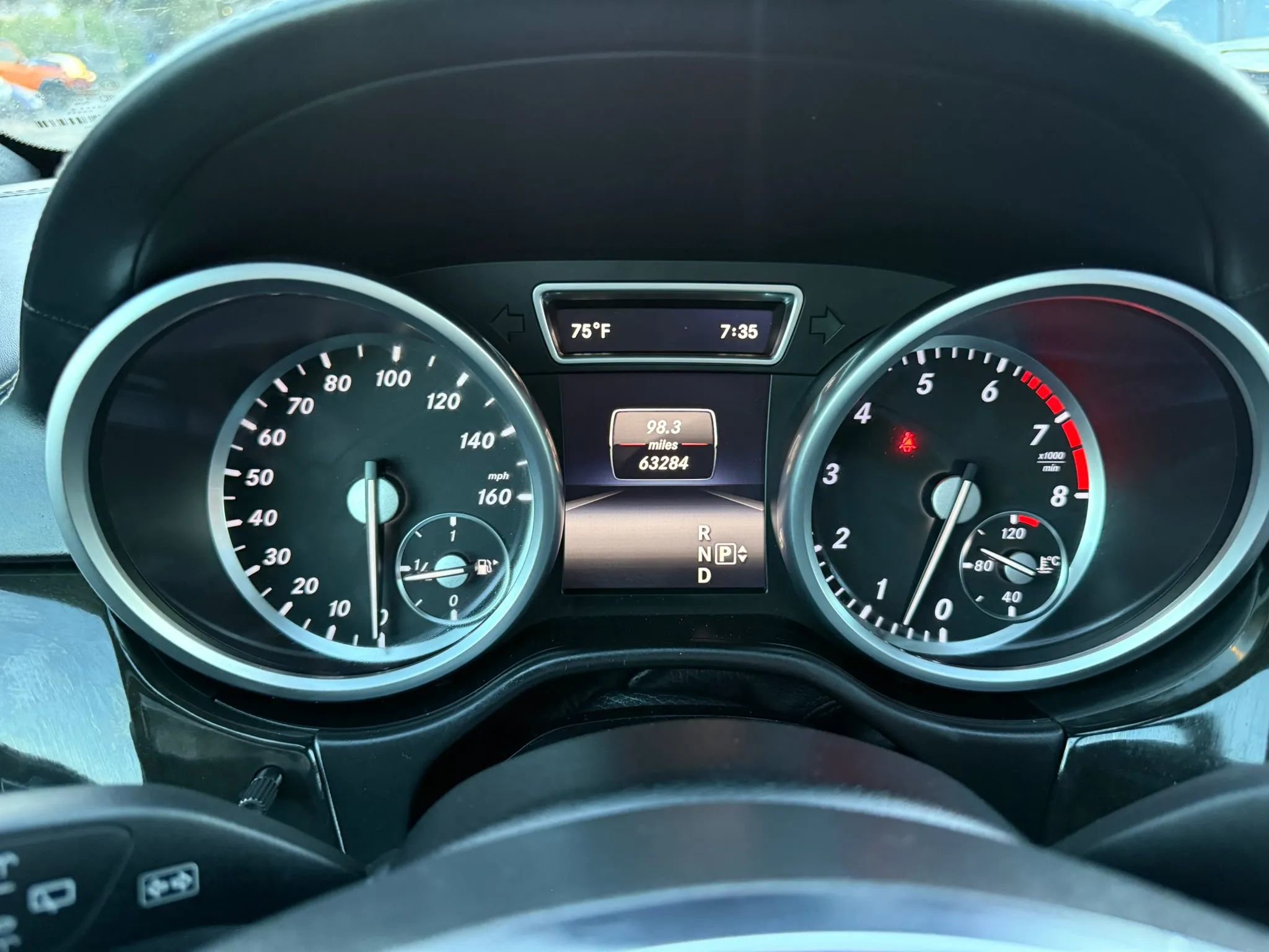 Used 2015 Mercedes-Benz GL 550 4MATIC image 48