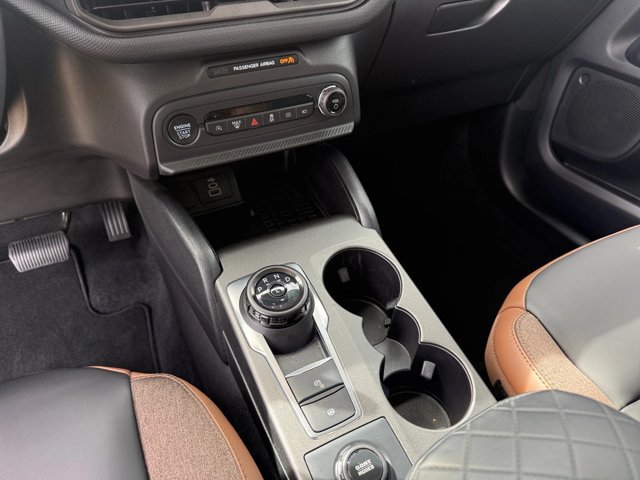 Used 2025 Ford Bronco Sport Outer Banks AWD/4WD image 12