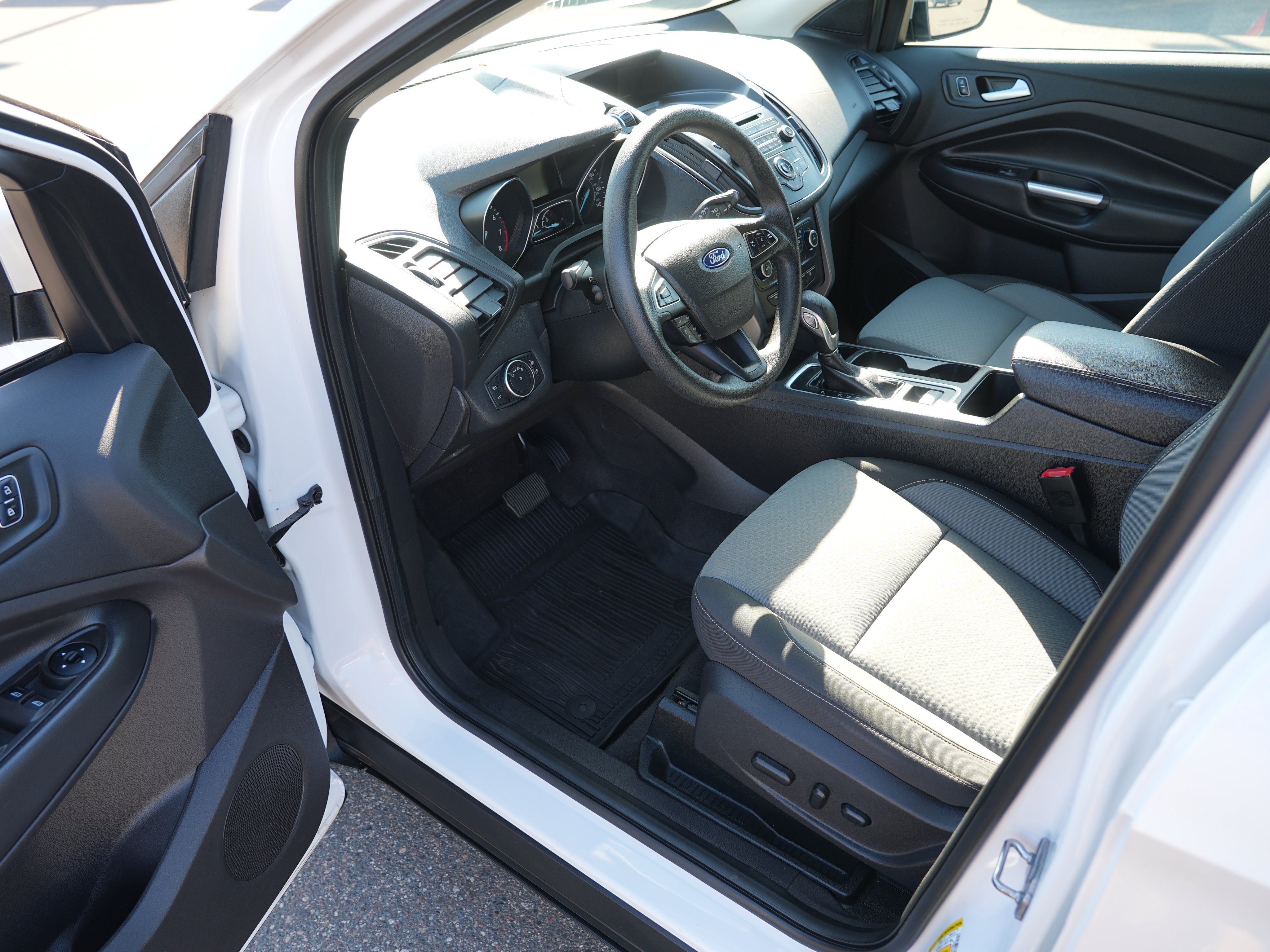 Used 2018 Ford Escape SE AWD/4WD image 13