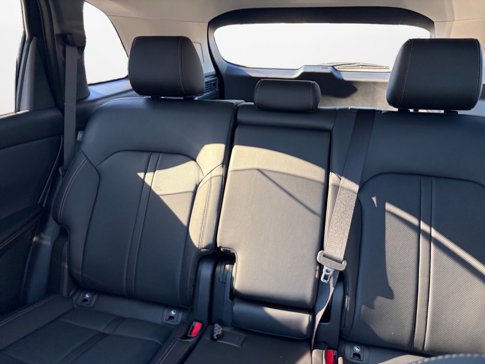 New 2025 MAZDA CX-70 Plug-In Hybrid w/ Premium Pkg AWD/4WD image 12