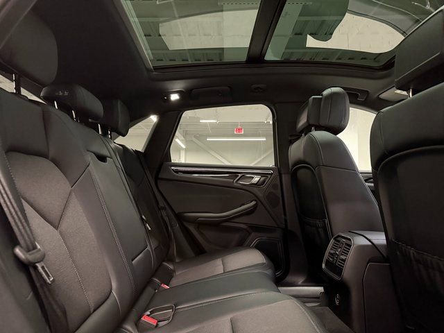 Certified 2023 Porsche Macan image 24