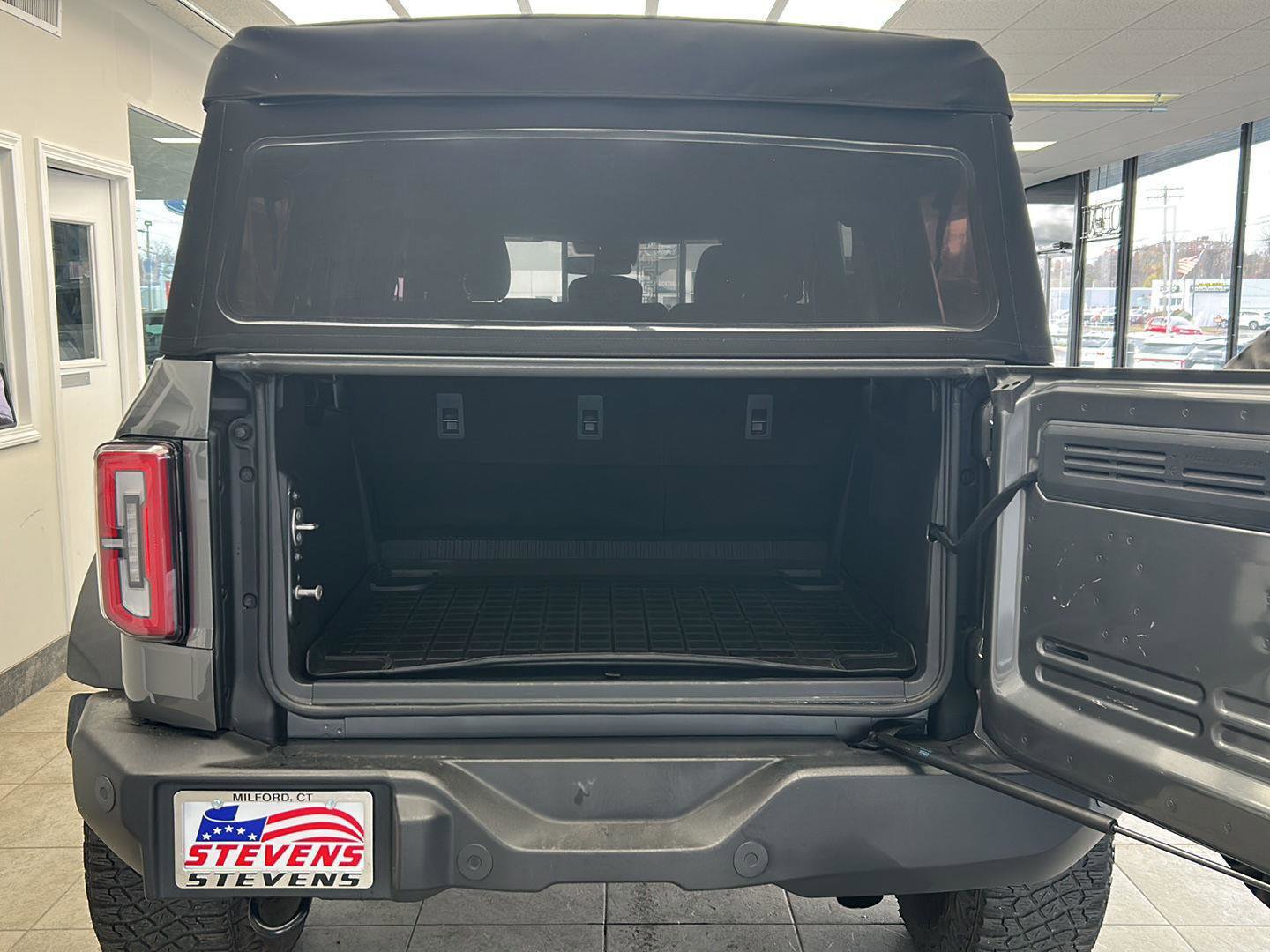 Used 2022 Ford Bronco Wildtrak image 4