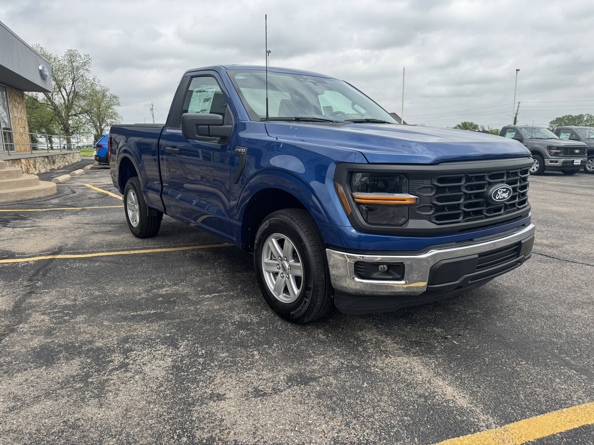New 2025 Ford F150 XL w/ Equipment Group 103A High image 7