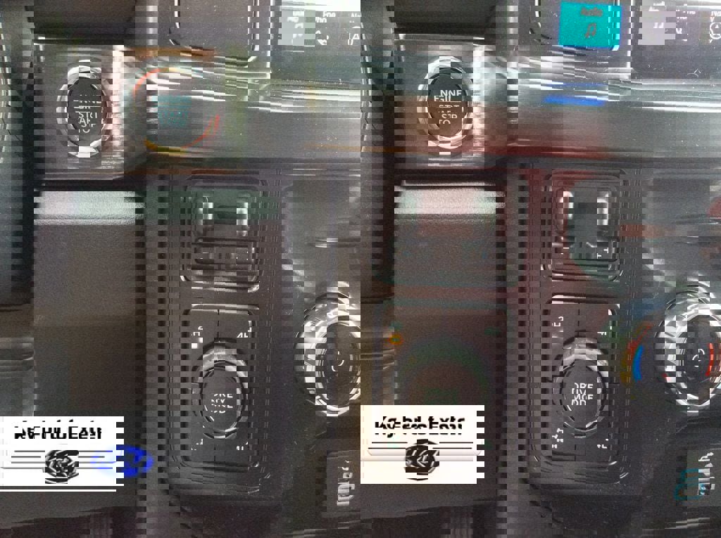 New 2026 Ford F350 Lariat w/ FX4 Off-Road Package image 42