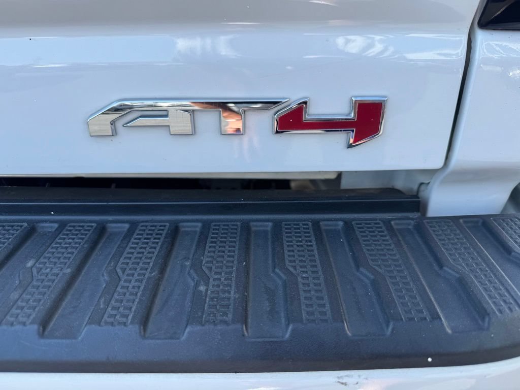 Certified 2021 GMC Sierra 2500 AT4 w/ Snow Plow Prep/Camper Package AWD/4WD image 8