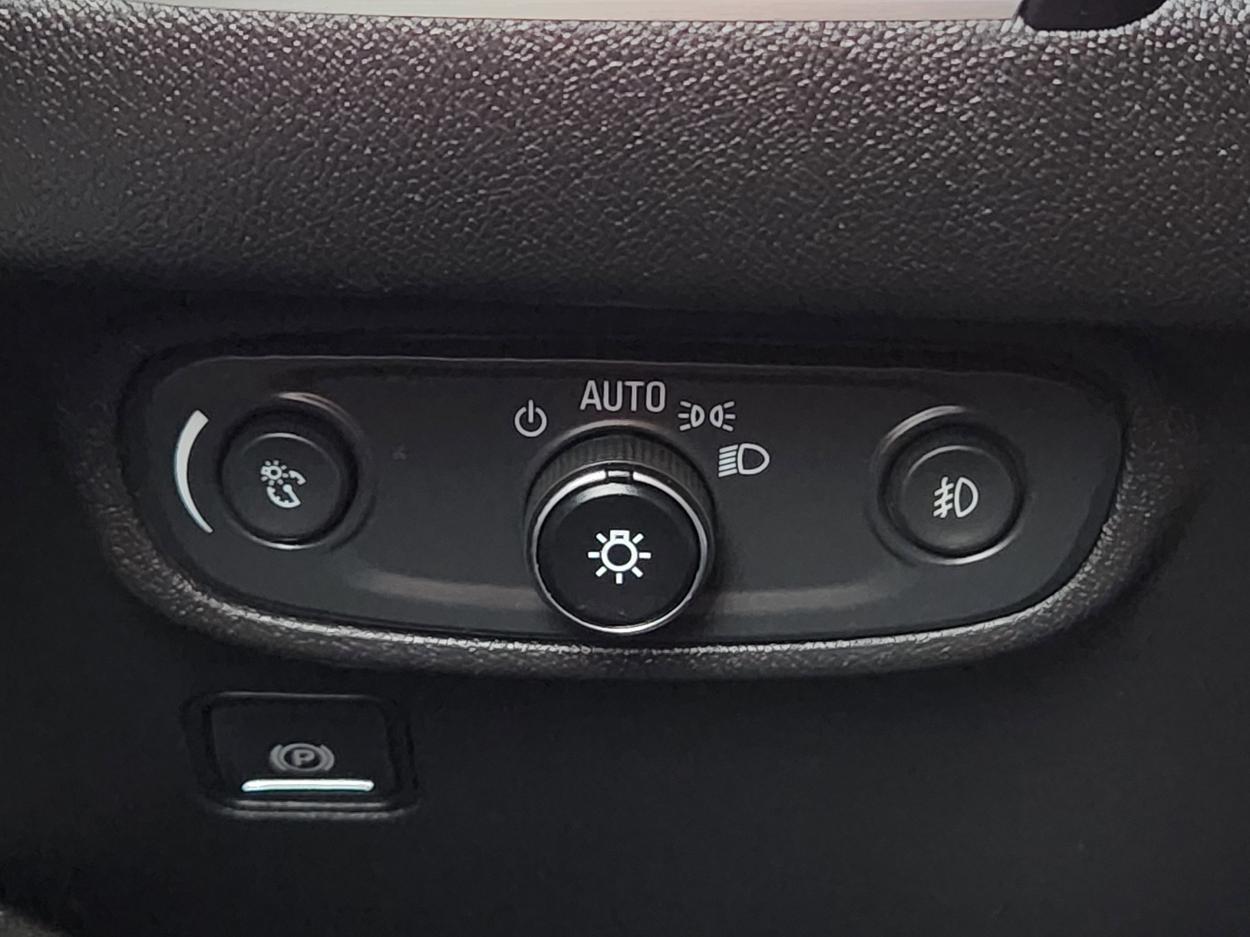 Used 2020 GMC Terrain SLT w/ Preferred Package FWD image 24