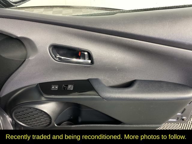 Used 2022 Toyota Prius Prime LE FWD image 22