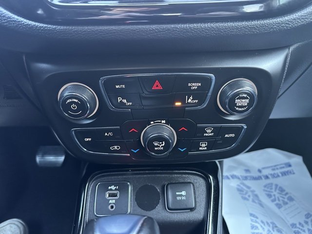 Used 2021 Jeep Compass Limited image 33