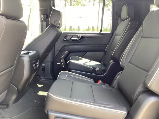 New 2025 Chevrolet Suburban Premier w/ Sun And Tow Package RWD image 20