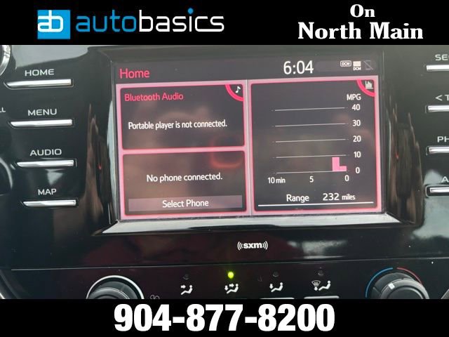 Used 2020 Toyota Camry LE image 29