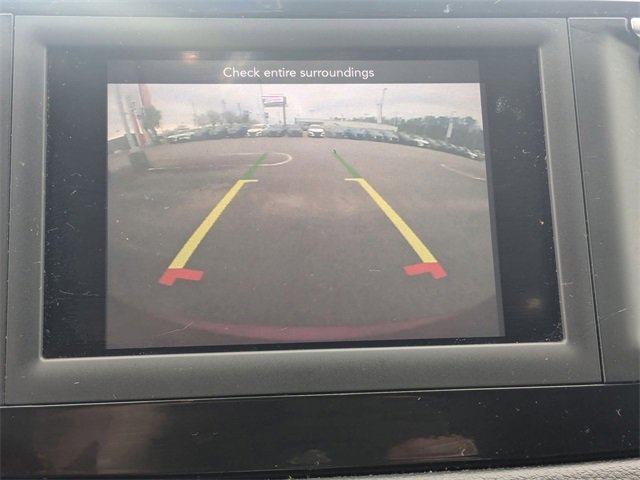 Used 2021 Chrysler Voyager Lxi image 22