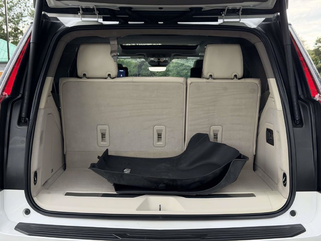 Used 2021 Cadillac Escalade Sport Platinum AWD/4WD image 12