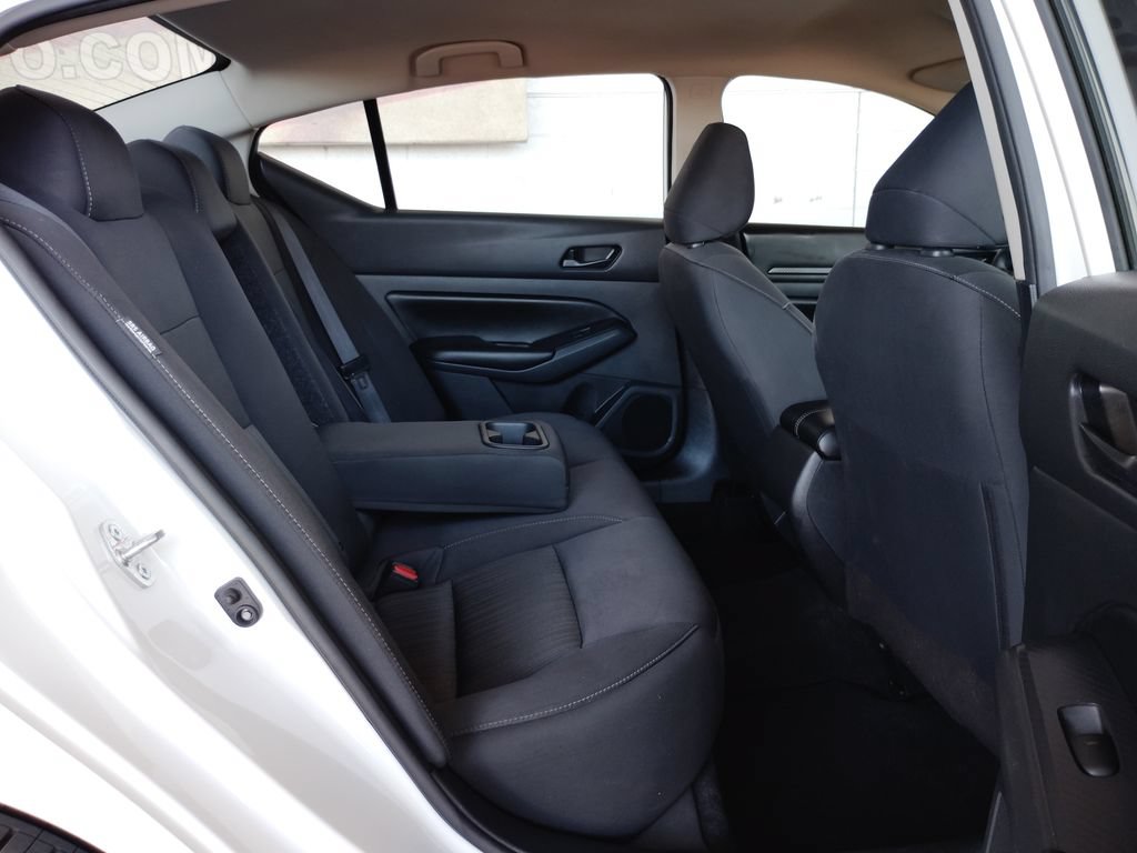 Used 2024 Nissan Altima 2.5 S FWD image 16