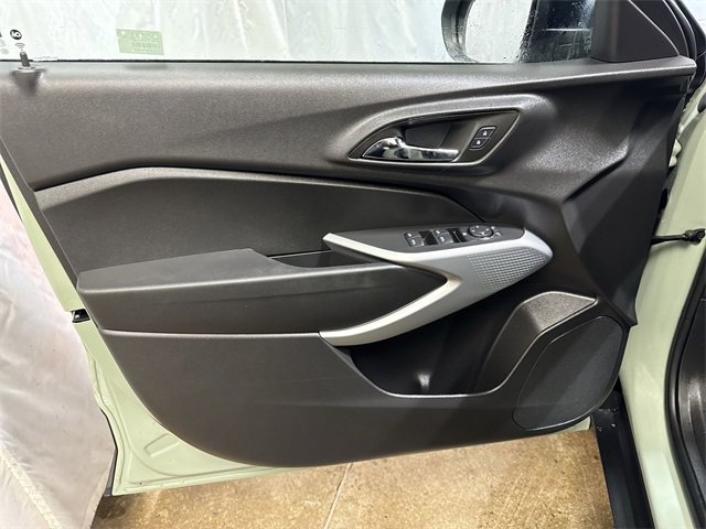 Certified 2024 Chevrolet Trax RS w/ Driver Confidence Package image 20