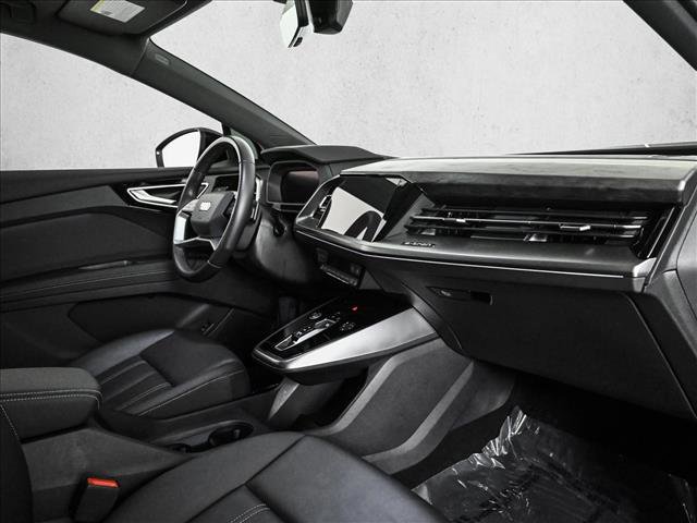 Used 2024 Audi Q4 e-tron Premium Plus w/ Premium Plus image 23