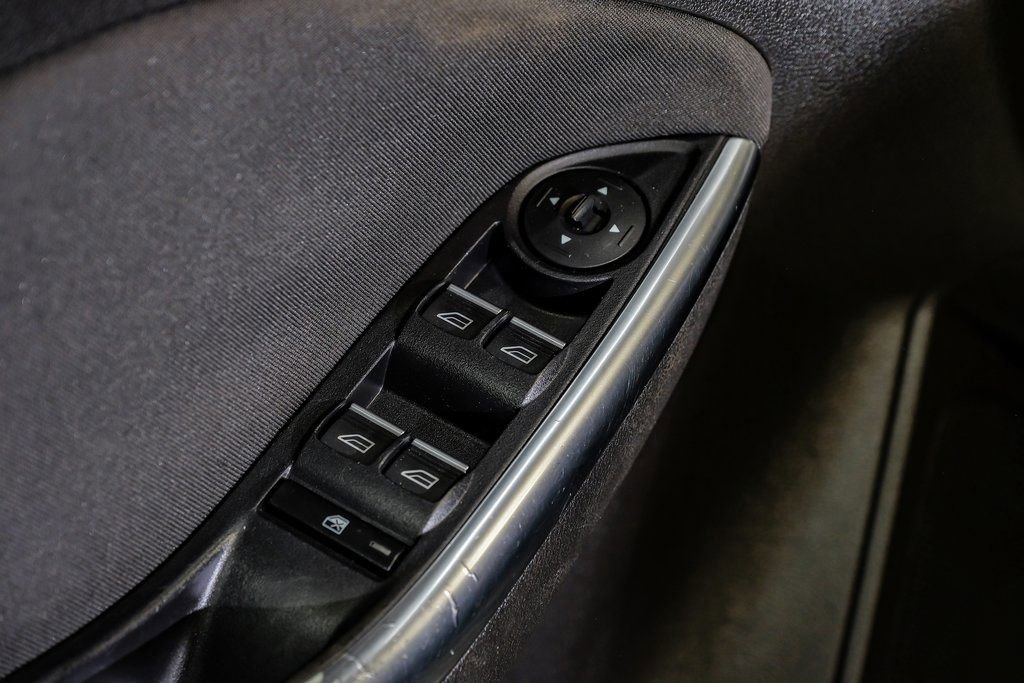 Used 2015 Ford Focus ST image 48