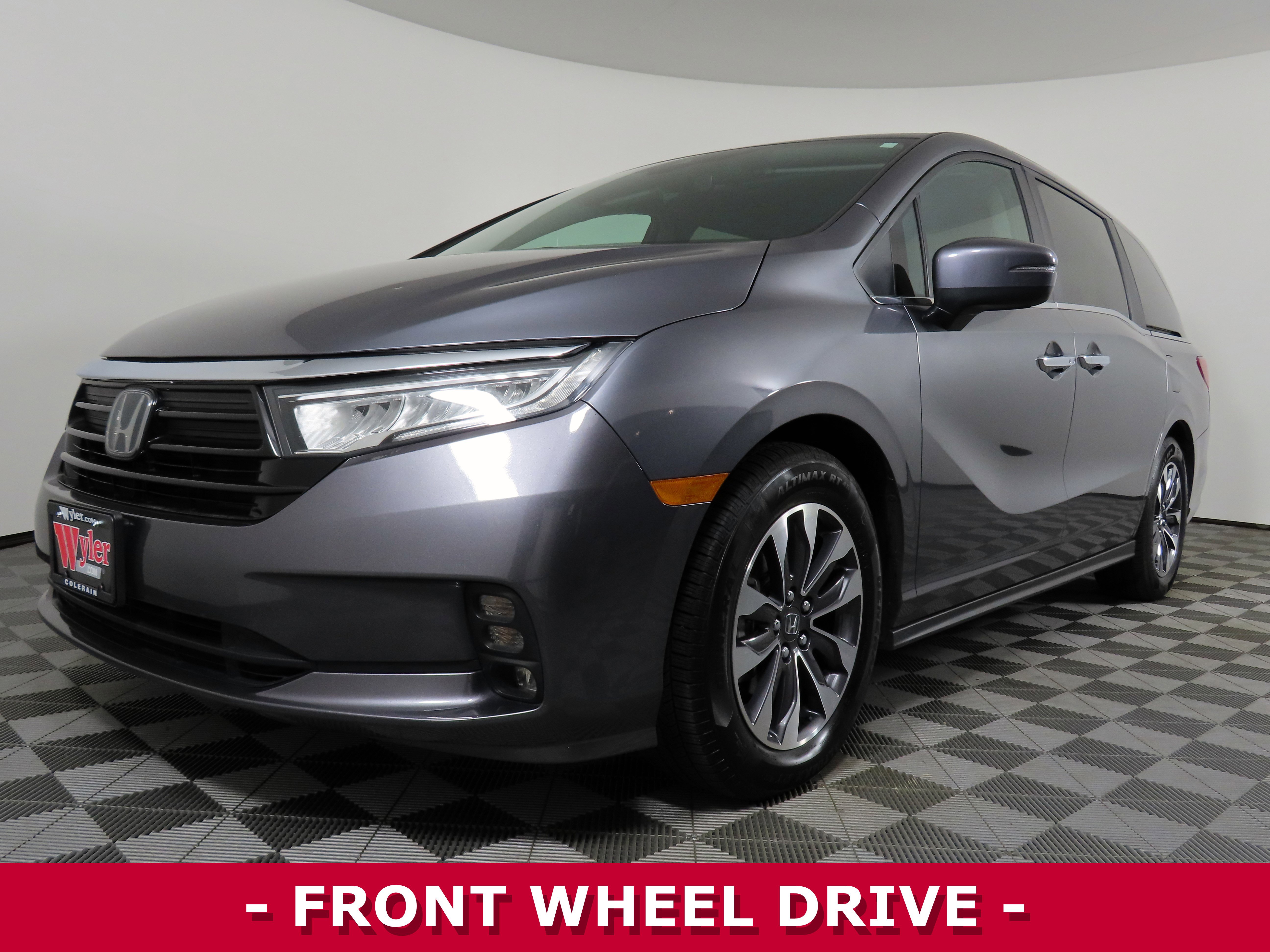 Used 2024 Honda Odyssey EX-L image 3