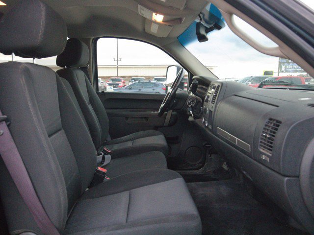 Used 2011 GMC Sierra 3500 SLE w/ SLE Preferred Package image 26