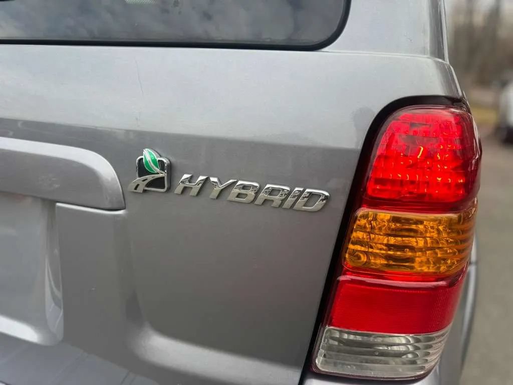 Used 2007 Ford Escape 4WD Hybrid image 24