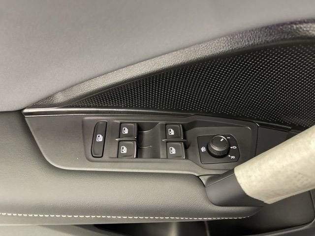 New 2026 Volkswagen Tiguan SE image 31