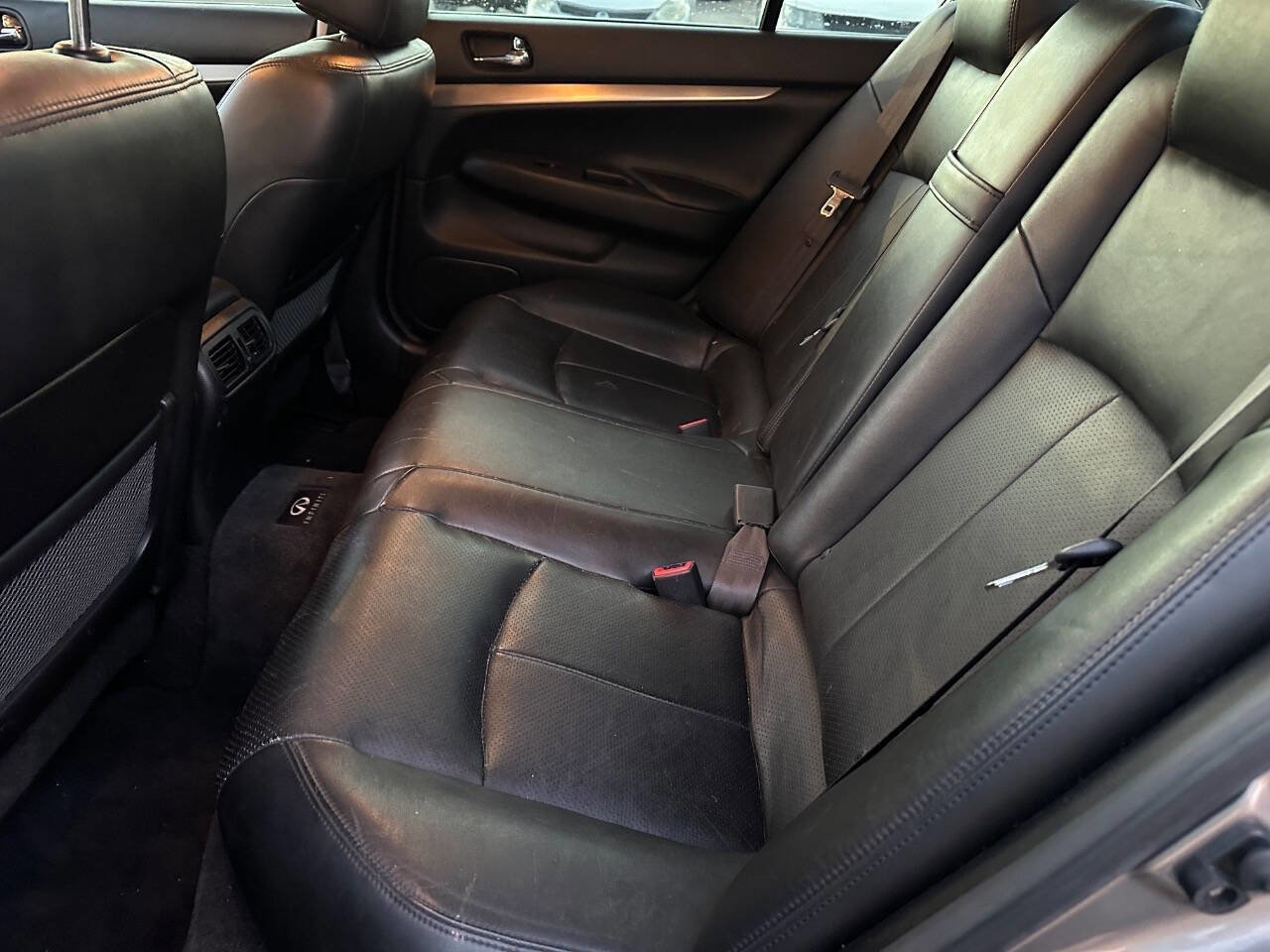 Used 2010 INFINITI G37 x Sedan image 14