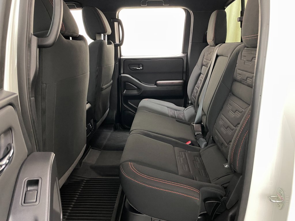 Used 2024 Nissan Frontier PRO-4X w/ Pro Convenience Package image 11