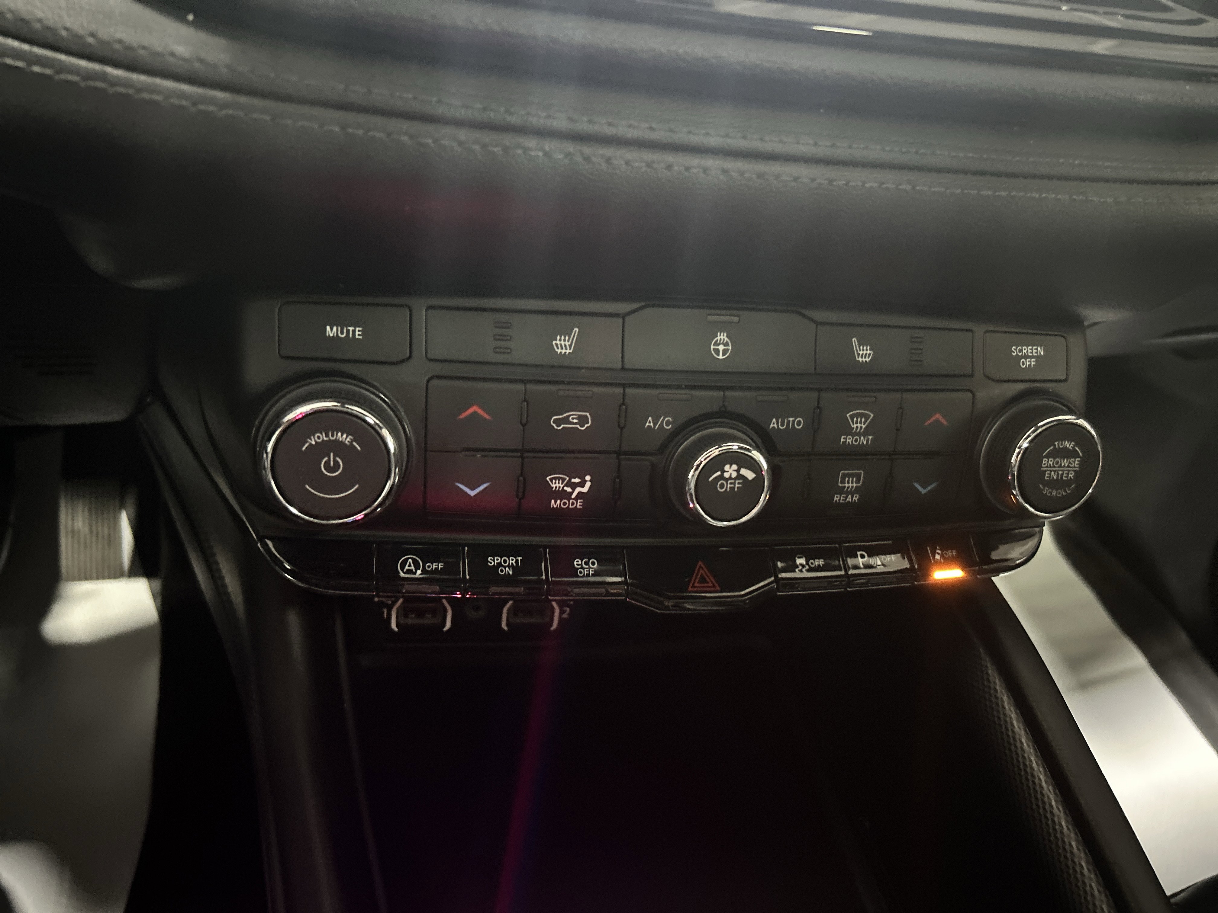 Used 2022 Dodge Durango GT image 22