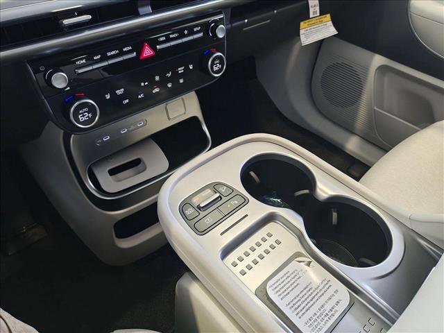 New 2026 Hyundai Ioniq 9 SE image 14