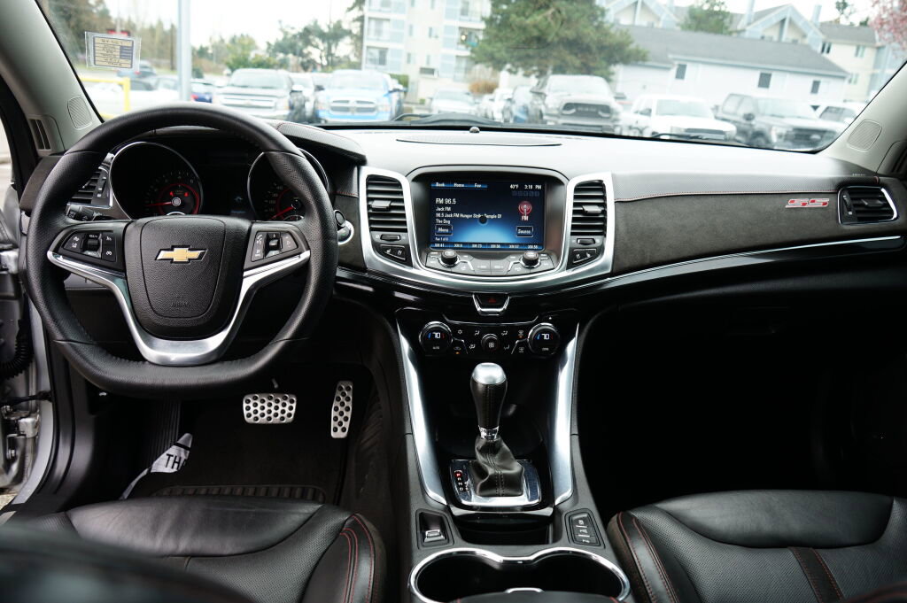 Used 2014 Chevrolet SS RWD image 17