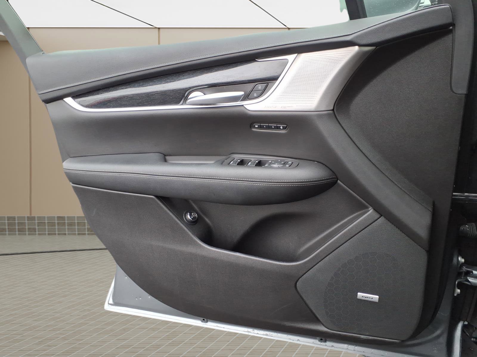 Used 2020 Cadillac XT5 Premium Luxury image 27