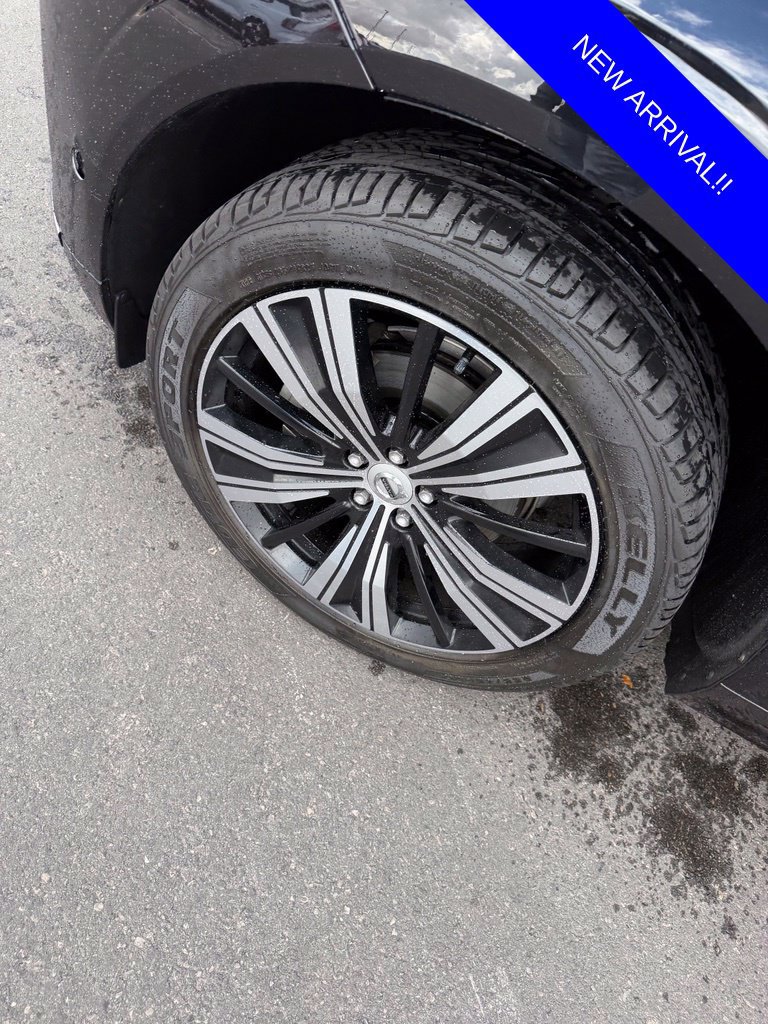 Used 2023 Volvo XC60 B5 Plus w/ Protection Package Premier FWD image 2