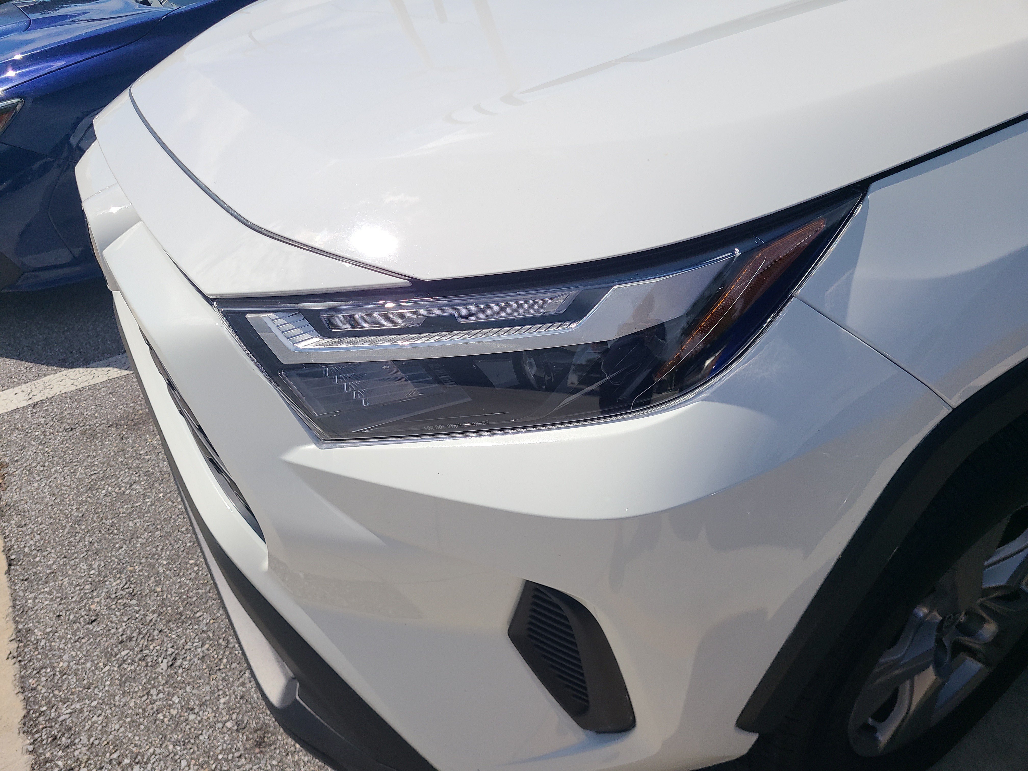 Used 2025 Toyota RAV4 XLE w/ Convenience Package FWD image 8