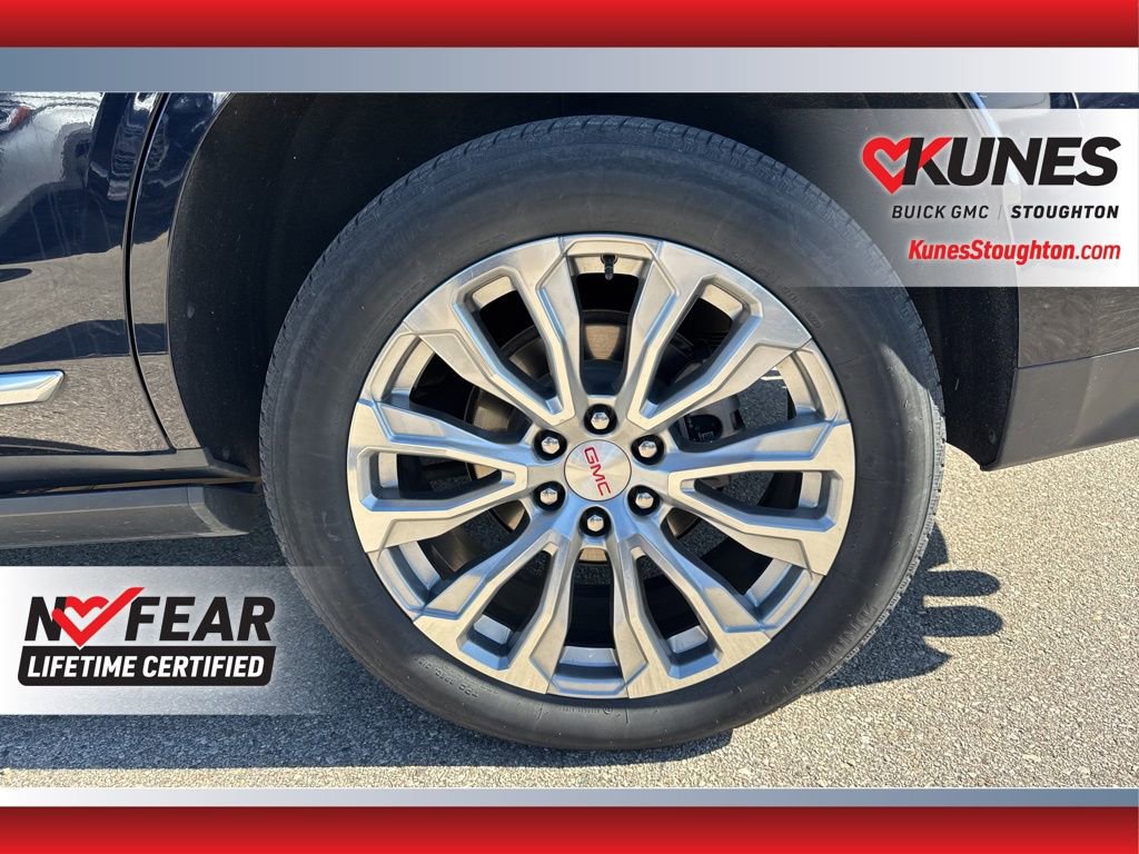 Used 2024 GMC Yukon Denali w/ Denali Reserve Package image 18