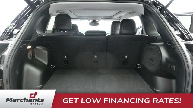 Used 2022 Jeep Cherokee Limited AWD/4WD image 12