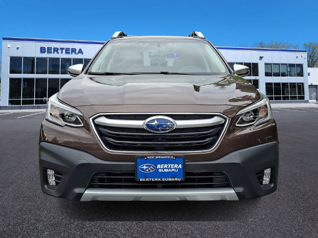 Used 2022 Subaru Outback Touring AWD/4WD image 2