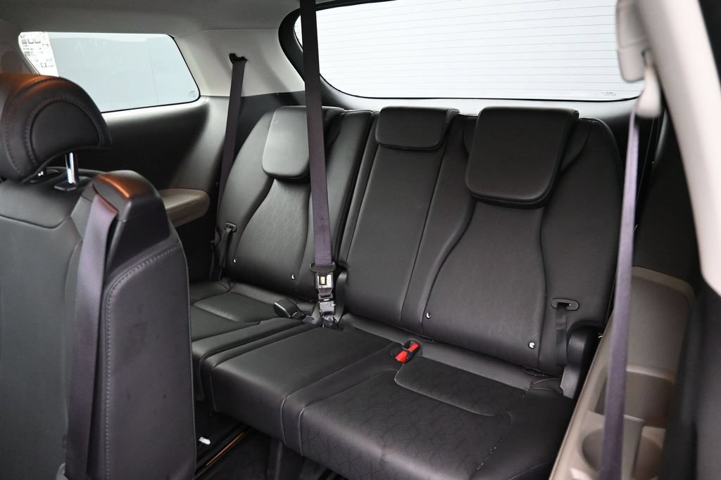 Used 2026 Kia Carnival LXS FWD image 15