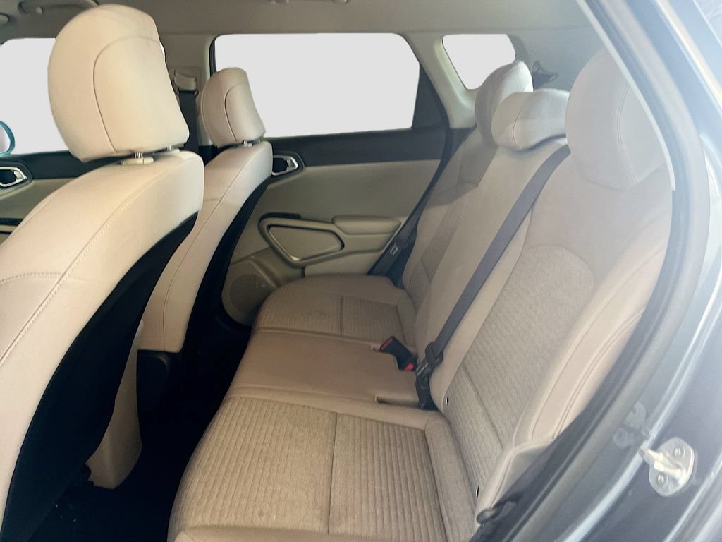 Used 2020 Kia Soul S FWD image 22