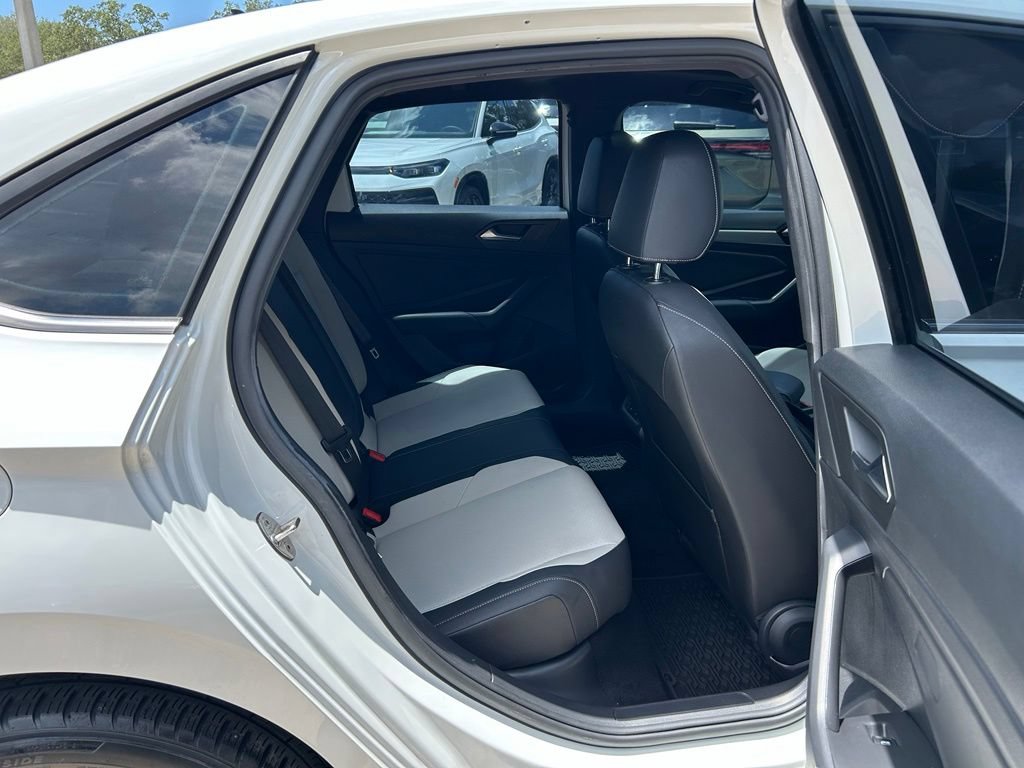 Used 2019 Volkswagen Jetta R-Line w/ R-Line Cold Weather Package FWD image 39