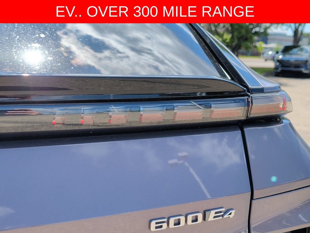 Used 2024 Cadillac Lyriq Luxury w/ LPO, Floor Liner Package AWD/4WD image 52