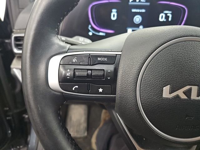 Certified 2023 Kia Sportage EX FWD image 33