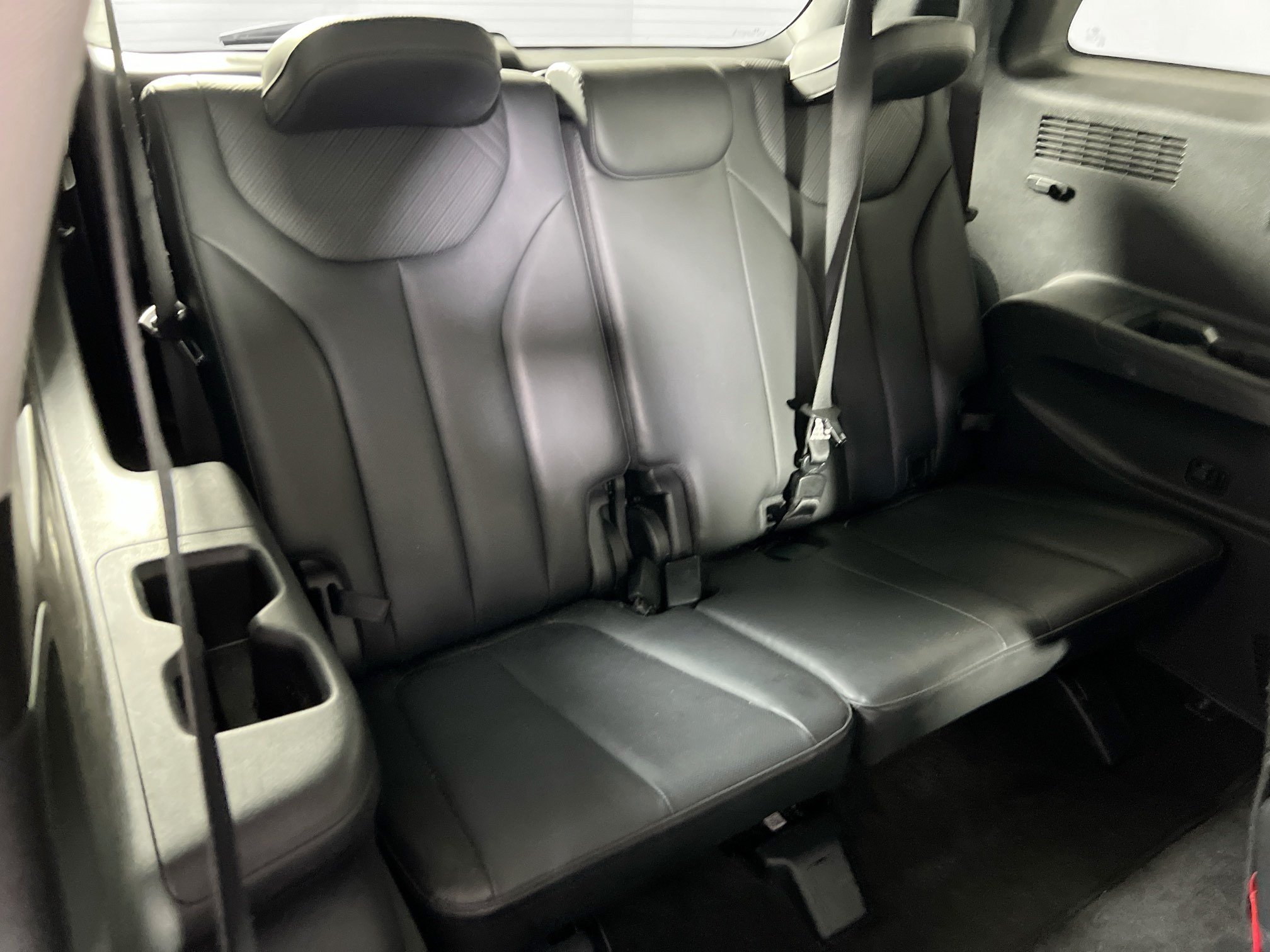 Used 2023 Hyundai Palisade SEL w/ Premium Package AWD/4WD image 29
