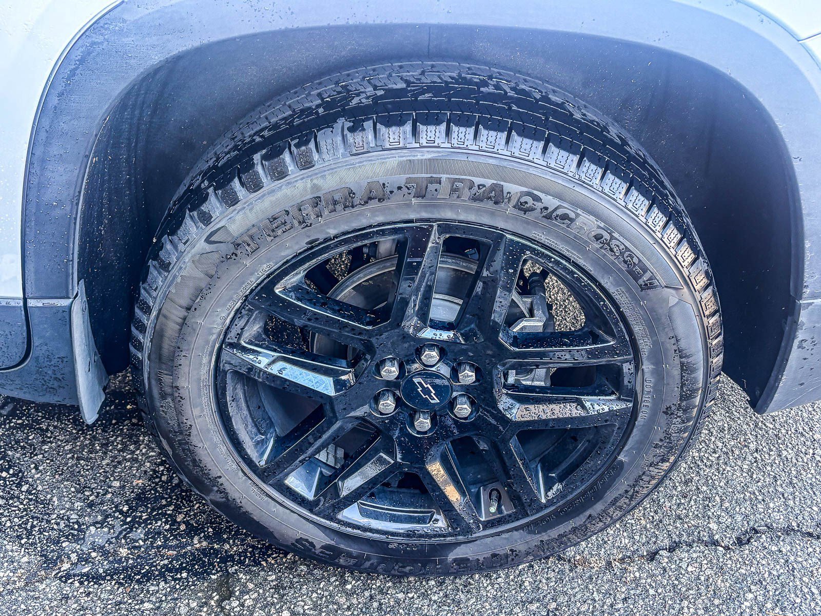 Used 2019 Chevrolet Traverse LS w/ LPO, Blackout Package FWD image 11
