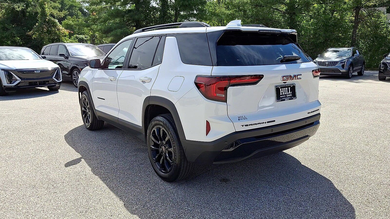 Used 2025 GMC Terrain Elevation w/ Black Edition AWD/4WD image 7