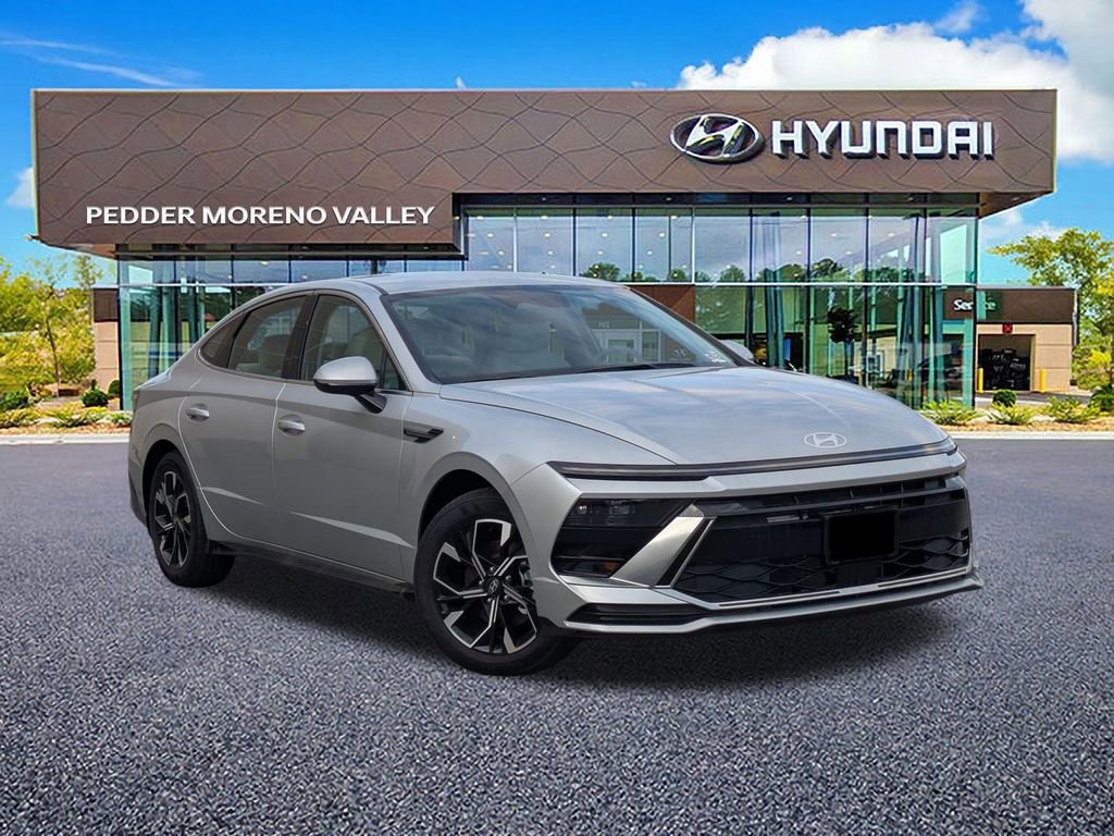 New 2025 Hyundai Sonata SEL image 2